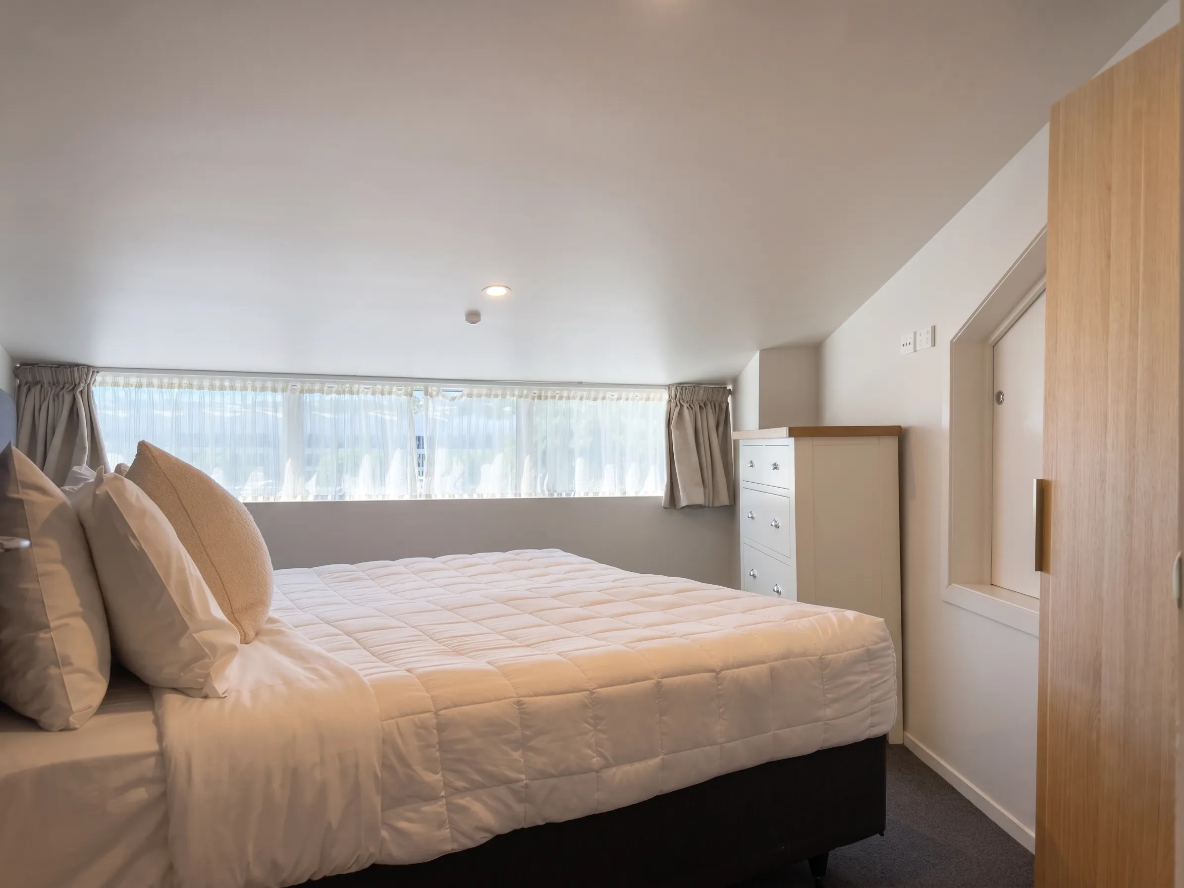 Apartment Round House, apartment