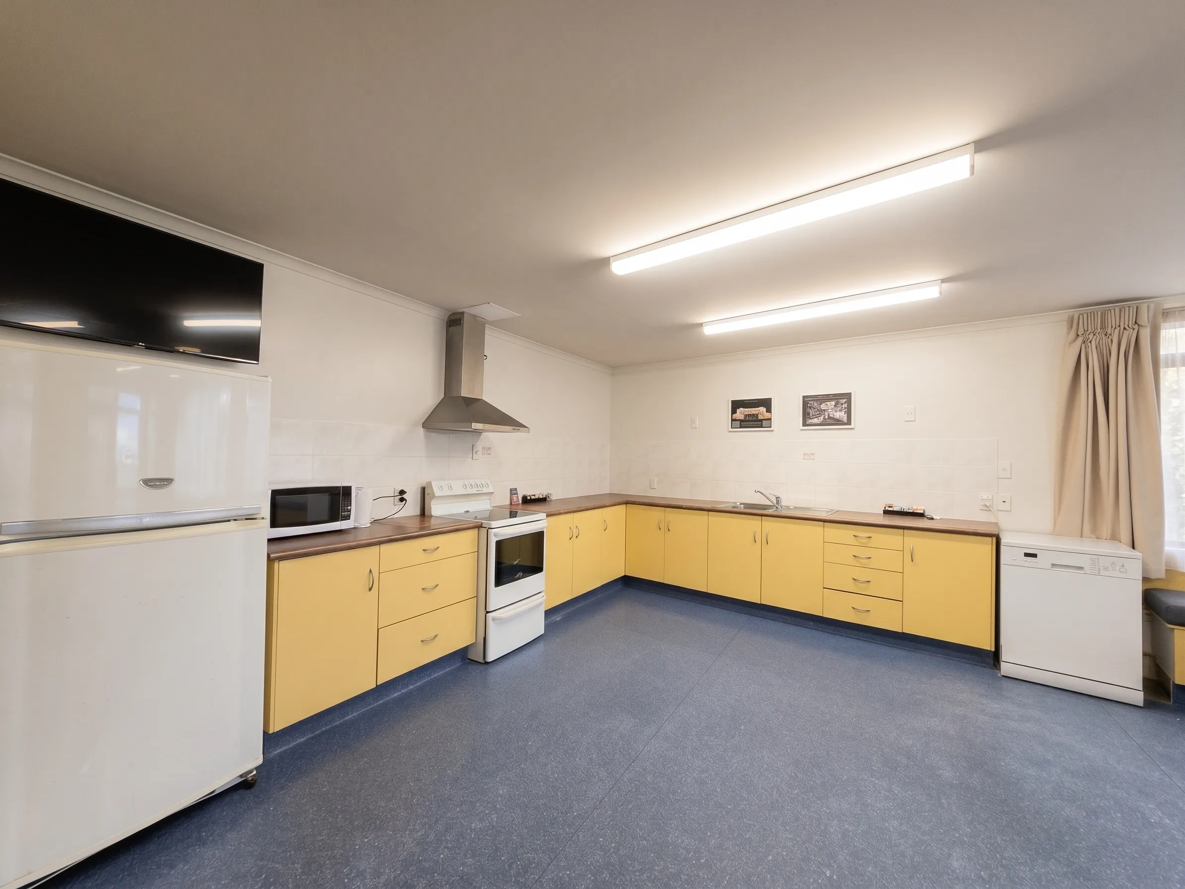 The Lodge, kitchen
